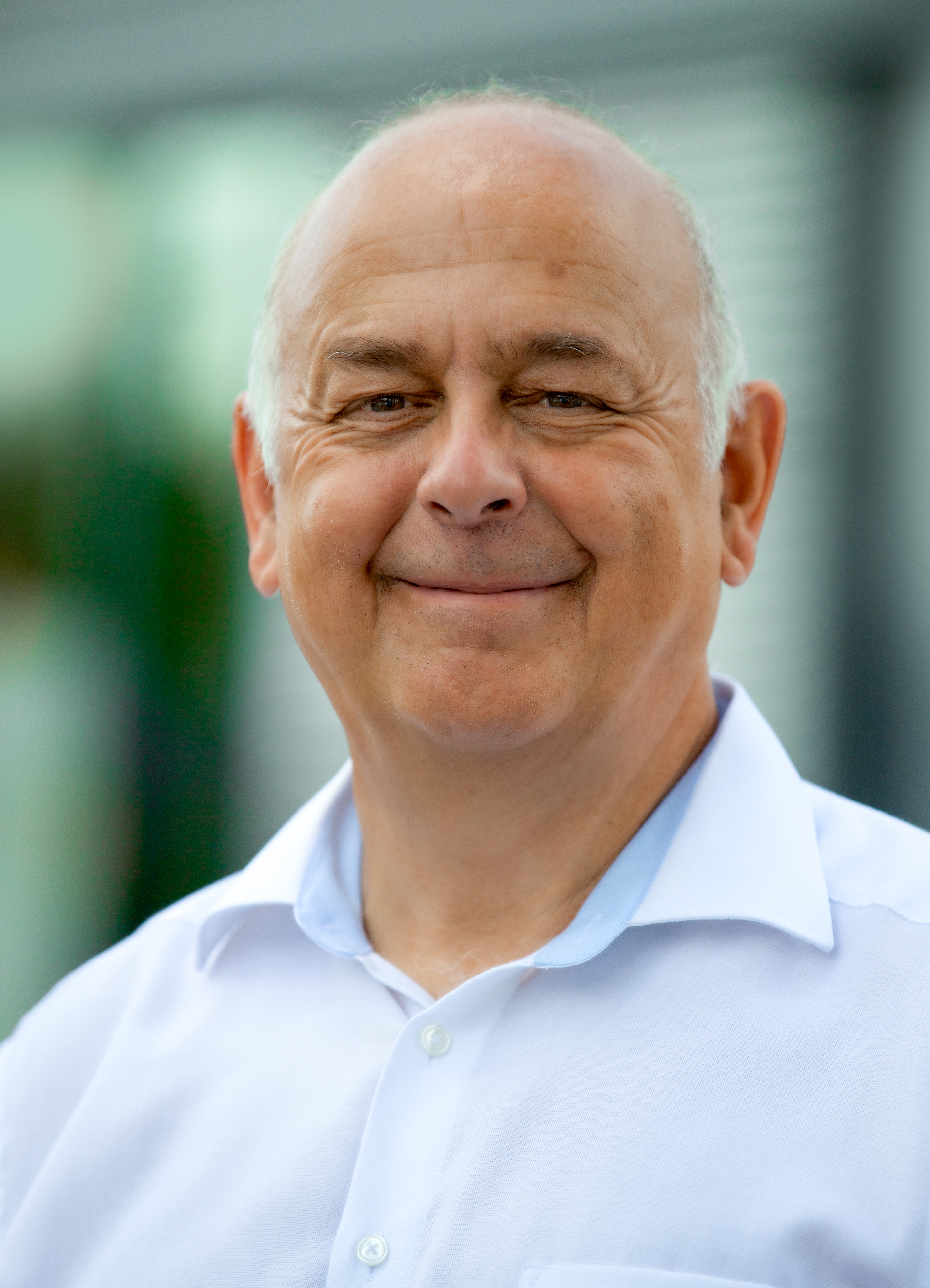 Wolfgang Wiedemann - Lider Aplicații și Asistență de vânzări Wolfgang Wiedemann - Lider Aplicații și Asistență de vânzări